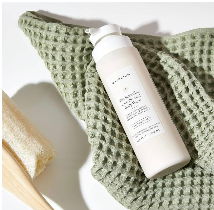 NATURIUM The Smoother Glycolic Acid Exfoliating Body Wash 500ml